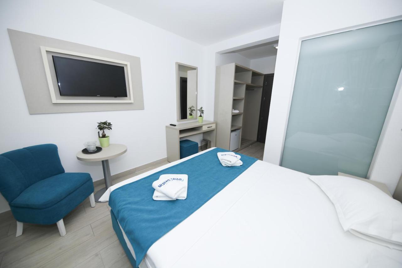 Hotel Delfin Mamaia Esterno foto