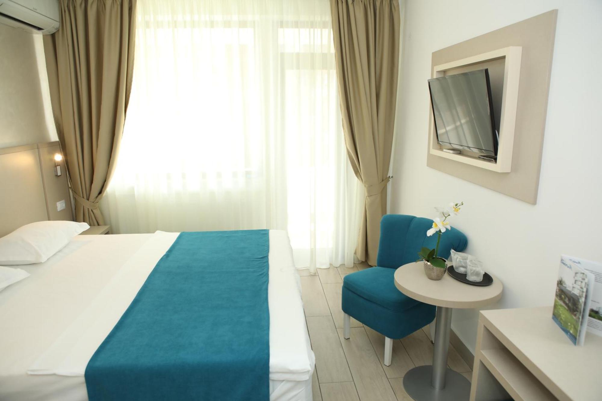 Hotel Delfin Mamaia Esterno foto